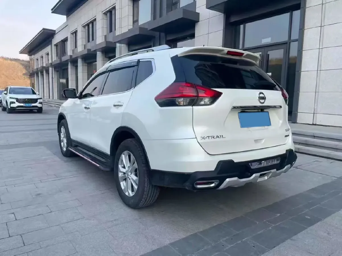 2020 Nissan X-Trail 2.0L 154HP L4 CVT,autocango,china used car exporter,china ev exporter,chinese used car exporter,chinese used ev exporter