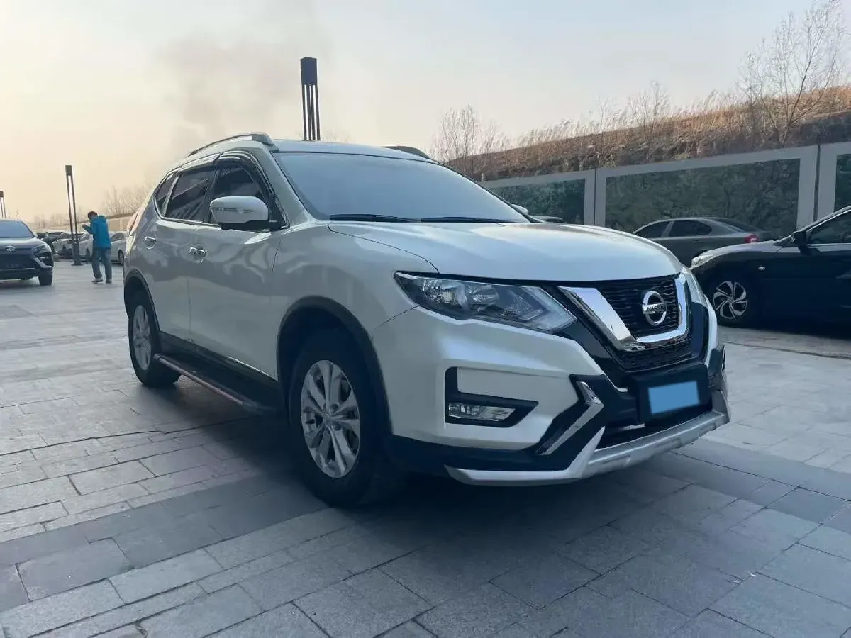 2020 Nissan X-Trail 2.0L 154HP L4 CVT,autocango,china used car exporter,china ev exporter,chinese used car exporter,chinese used ev exporter