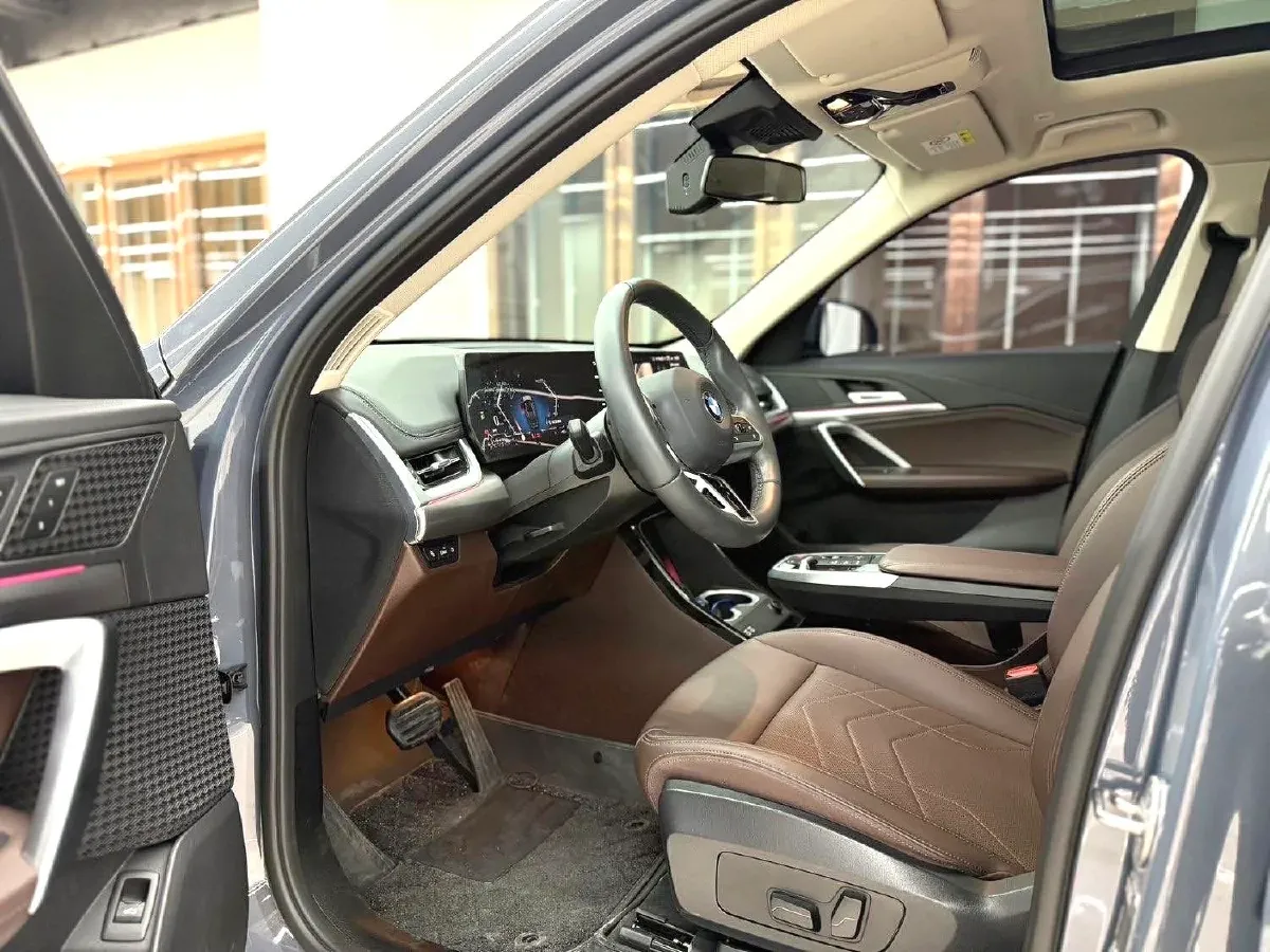 2024 BMW X1 2.0T 204HP L4 7DCT,autocango,china used car exporter,china ev exporter,chinese used car exporter,chinese used ev exporter