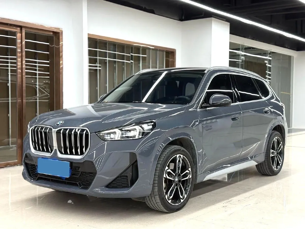 2024 BMW X1 2.0T 204HP L4 7DCT,autocango,china used car exporter,china ev exporter,chinese used car exporter,chinese used ev exporter