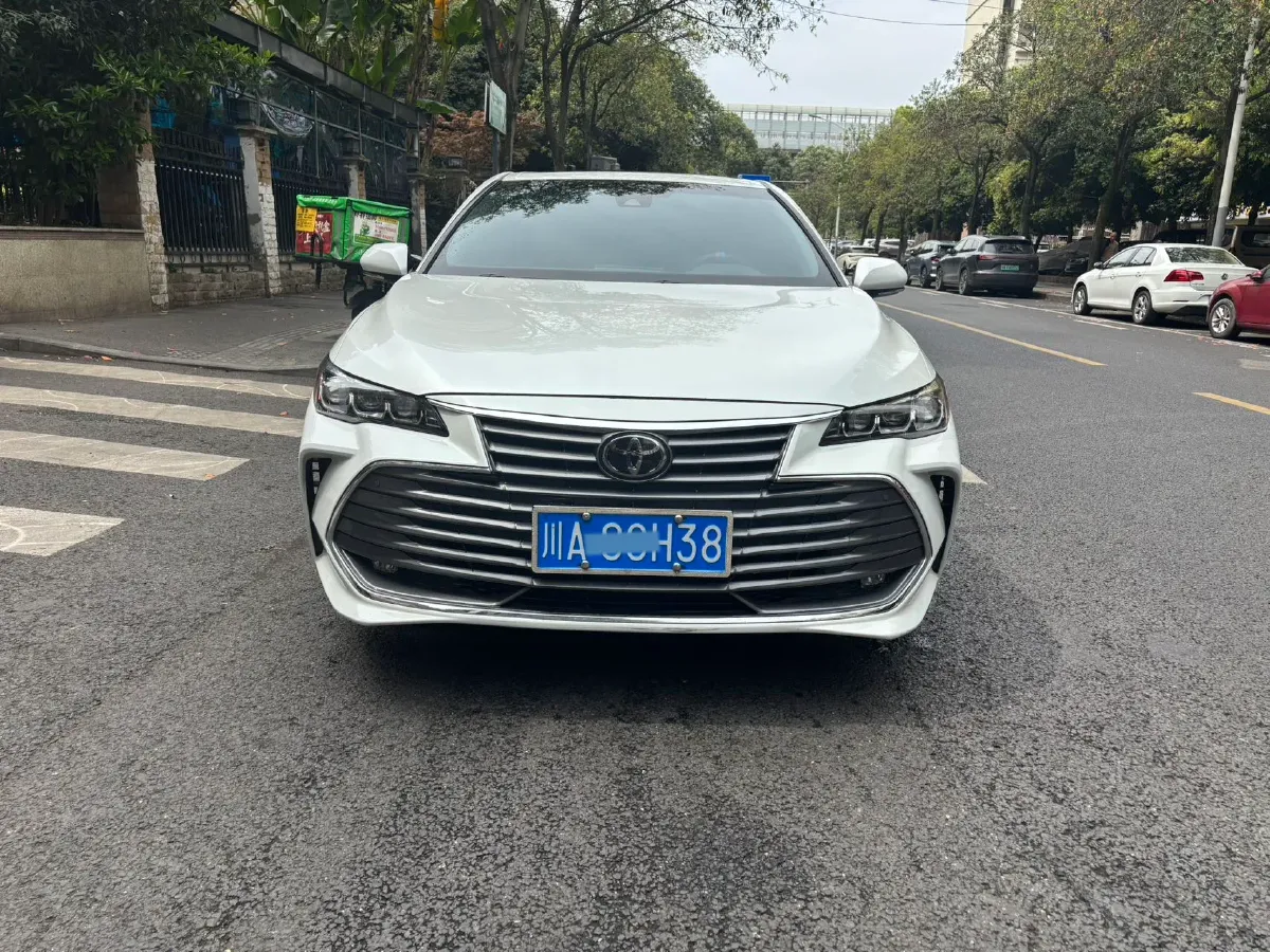 2021 Toyota Avalon 2.5L 209HP L4 8AT,autocango,china used car exporter,china ev exporter,chinese used car exporter,chinese used ev exporter