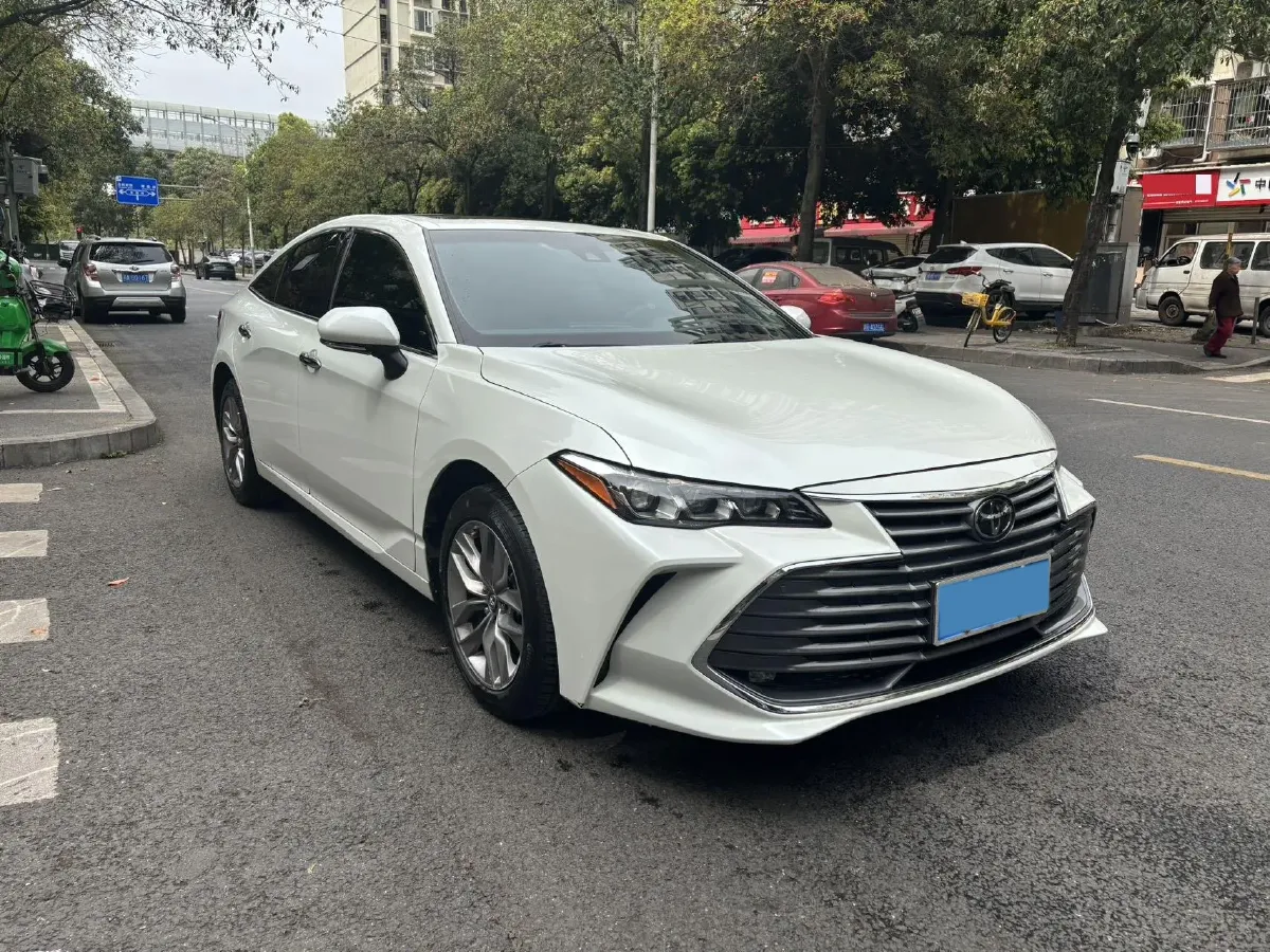 2021 Toyota Avalon 2.5L 209HP L4 8AT,autocango,china used car exporter,china ev exporter,chinese used car exporter,chinese used ev exporter