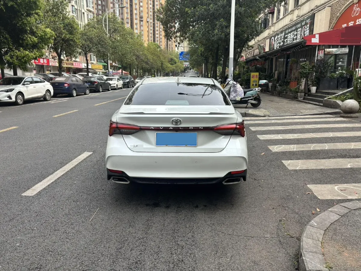 2021 Toyota Avalon 2.5L 209HP L4 8AT,autocango,china used car exporter,china ev exporter,chinese used car exporter,chinese used ev exporter