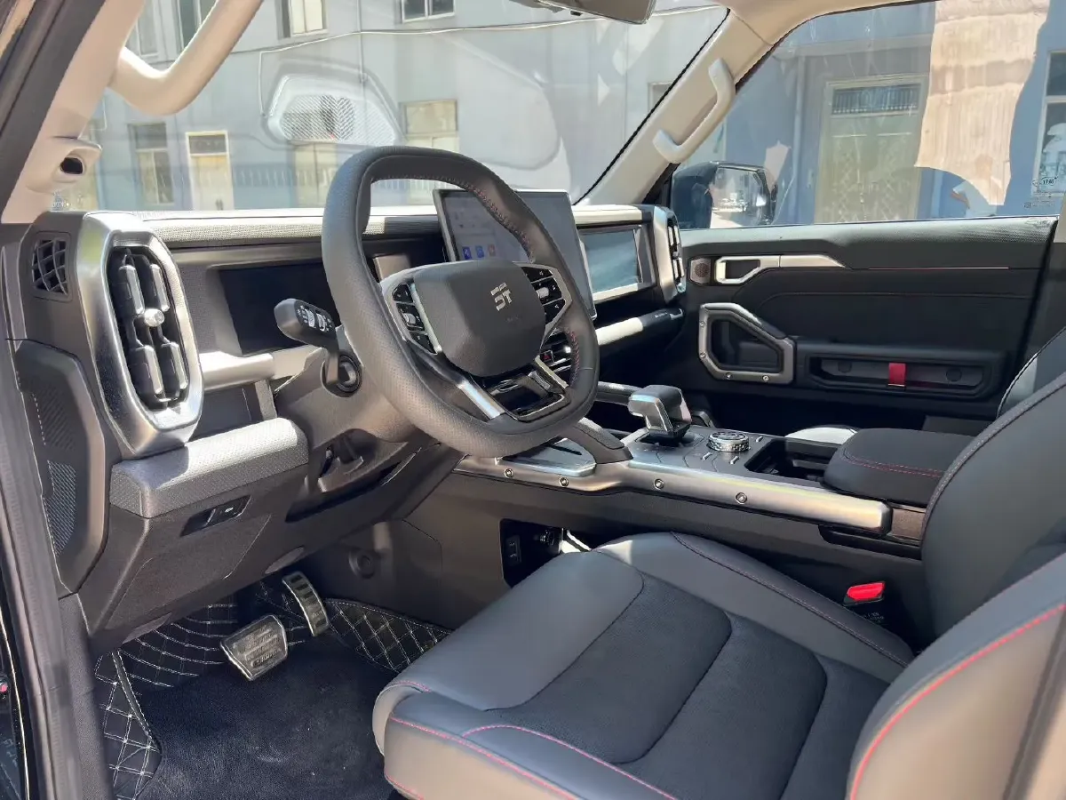 2023 Jetour Traveller 2.0T 254HP L4 7DCT,autocango,china used car exporter,china ev exporter,chinese used car exporter,chinese used ev exporter