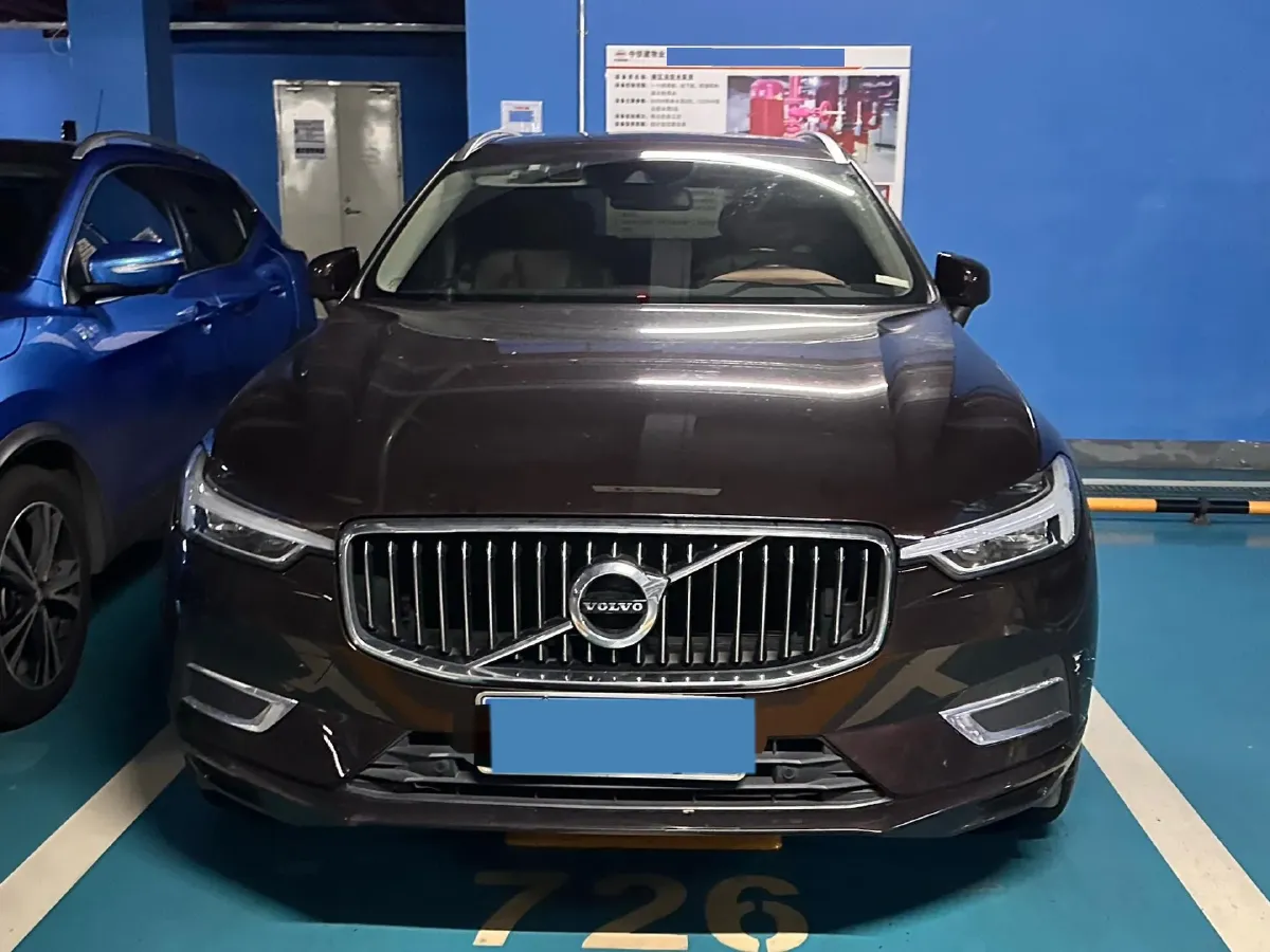 2020 Volvo XC60 2.0T 254HP L4 8AT,autocango,china used car exporter,china ev exporter,chinese used car exporter,chinese used ev exporter
