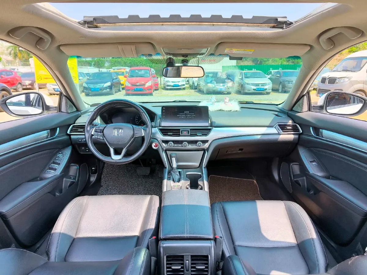 2022 Honda Accord 1.5T 194HP L4 CVT,autocango,china used car exporter,china ev exporter,chinese used car exporter,chinese used ev exporter