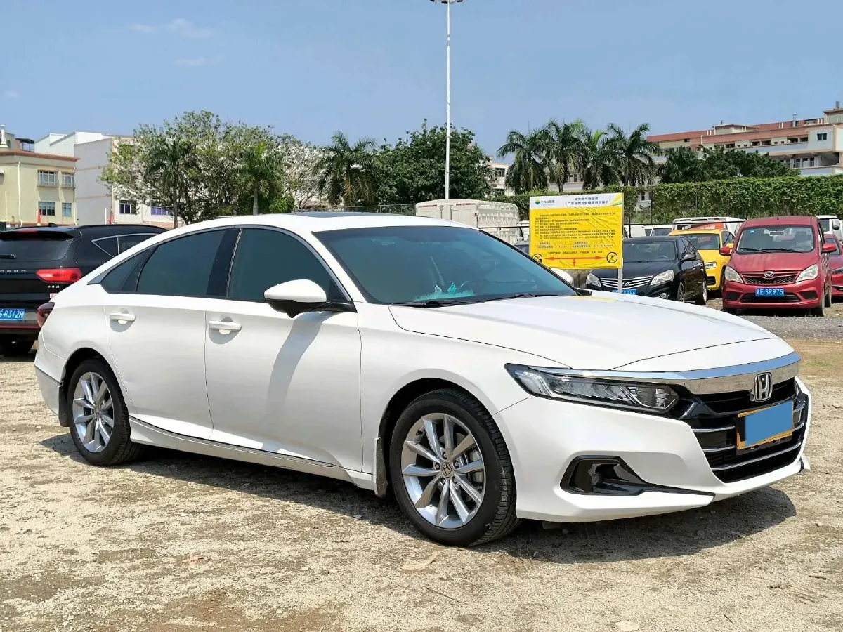 2022 Honda Accord 1.5T 194HP L4 CVT,autocango,china used car exporter,china ev exporter,chinese used car exporter,chinese used ev exporter