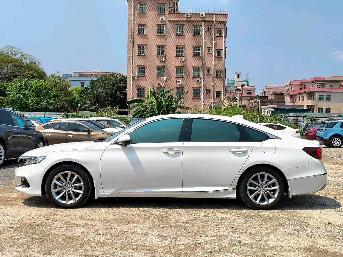 2022 Honda Accord 1.5T 194HP L4 CVT,autocango,china used car exporter,china ev exporter,chinese used car exporter,chinese used ev exporter