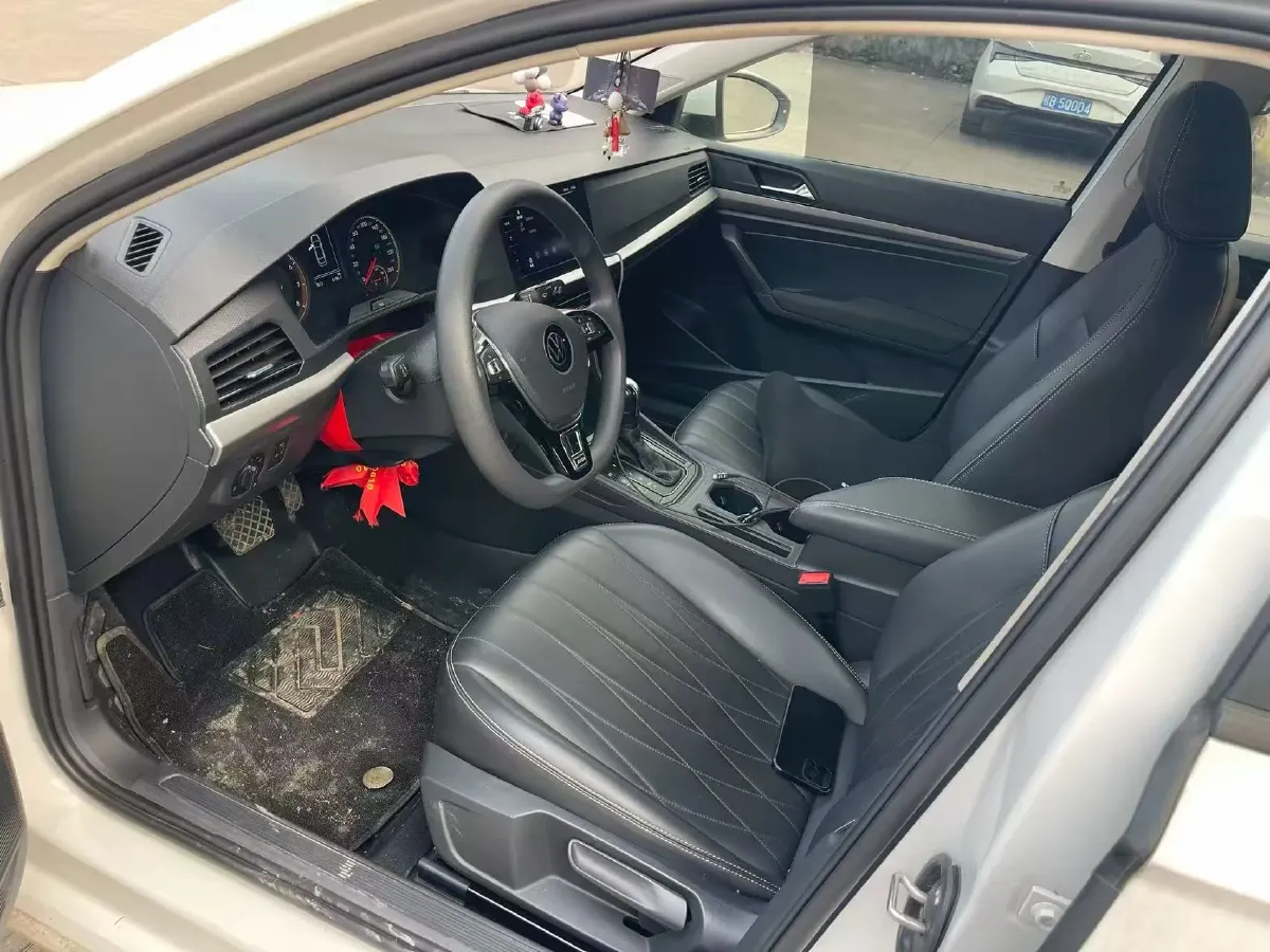 2021 Volkswagen Lavida 1.5L 113HP L4 6AT,autocango,china used car exporter,china ev exporter,chinese used car exporter,chinese used ev exporter