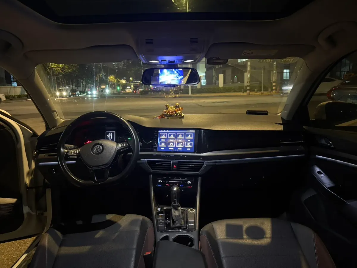 2019 MAXUS T70 2.0T 163HP L4 6AT,autocango,china used car exporter,china ev exporter,chinese used car exporter,chinese used ev exporter