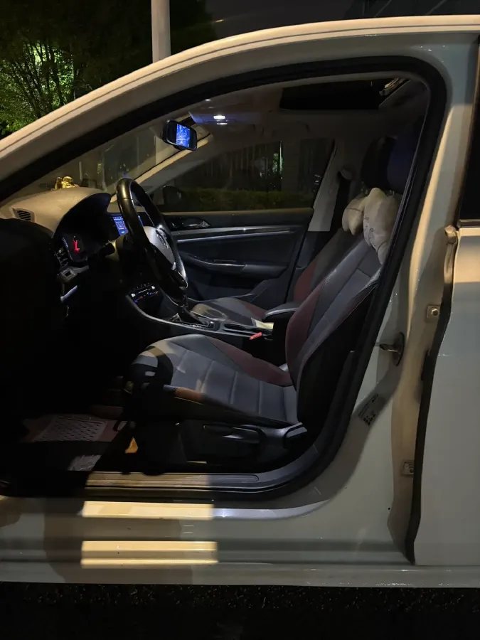 2019 MAXUS T70 2.0T 163HP L4 6AT,autocango,china used car exporter,china ev exporter,chinese used car exporter,chinese used ev exporter