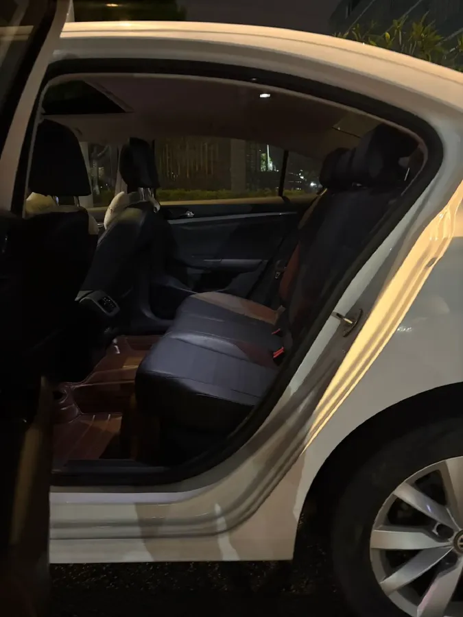 2019 MAXUS T70 2.0T 163HP L4 6AT,autocango,china used car exporter,china ev exporter,chinese used car exporter,chinese used ev exporter