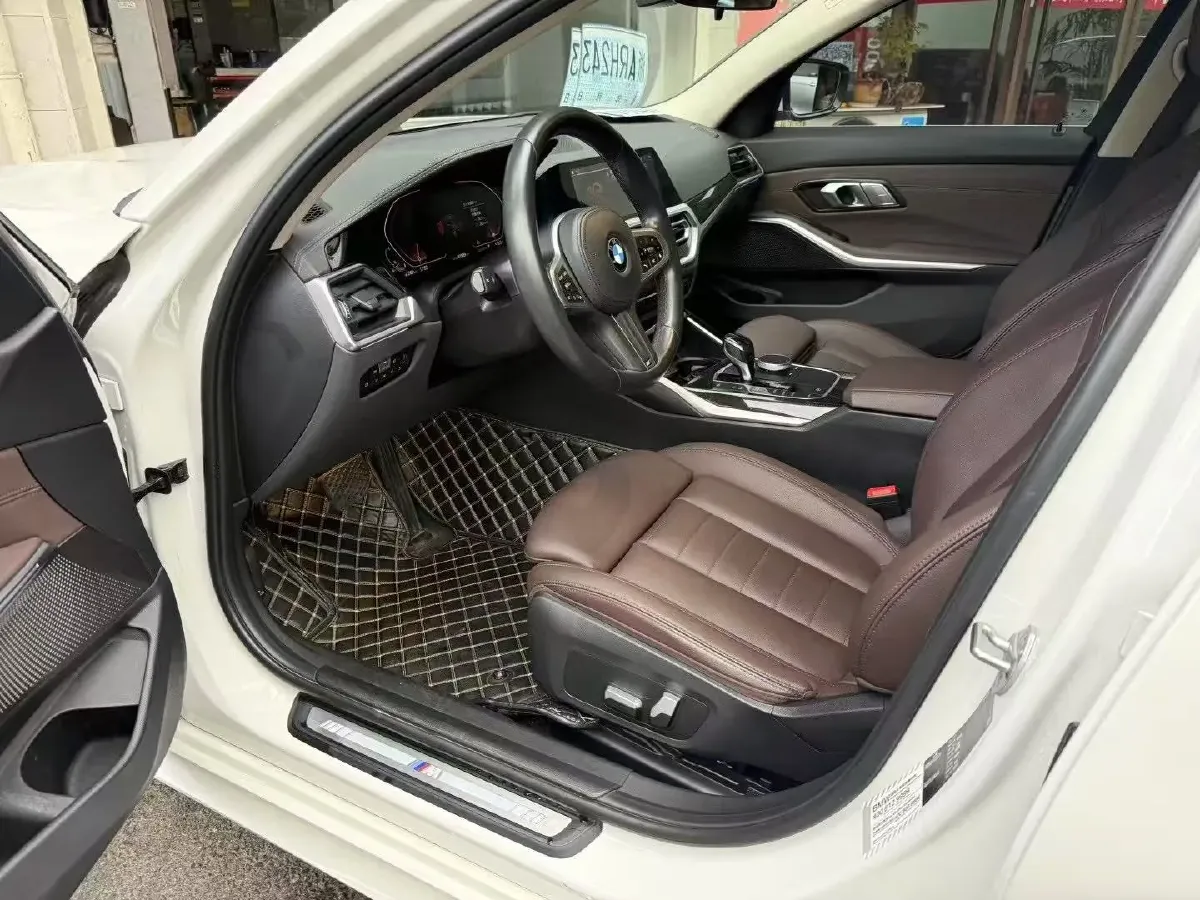 2020 BMW 3 Series 2.0T 184HP L4 8AT,autocango,china used car exporter,china ev exporter,chinese used car exporter,chinese used ev exporter