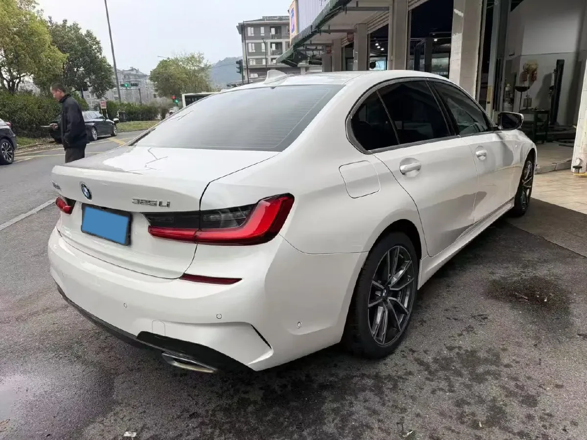 2020 BMW 3 Series 2.0T 184HP L4 8AT,autocango,china used car exporter,china ev exporter,chinese used car exporter,chinese used ev exporter
