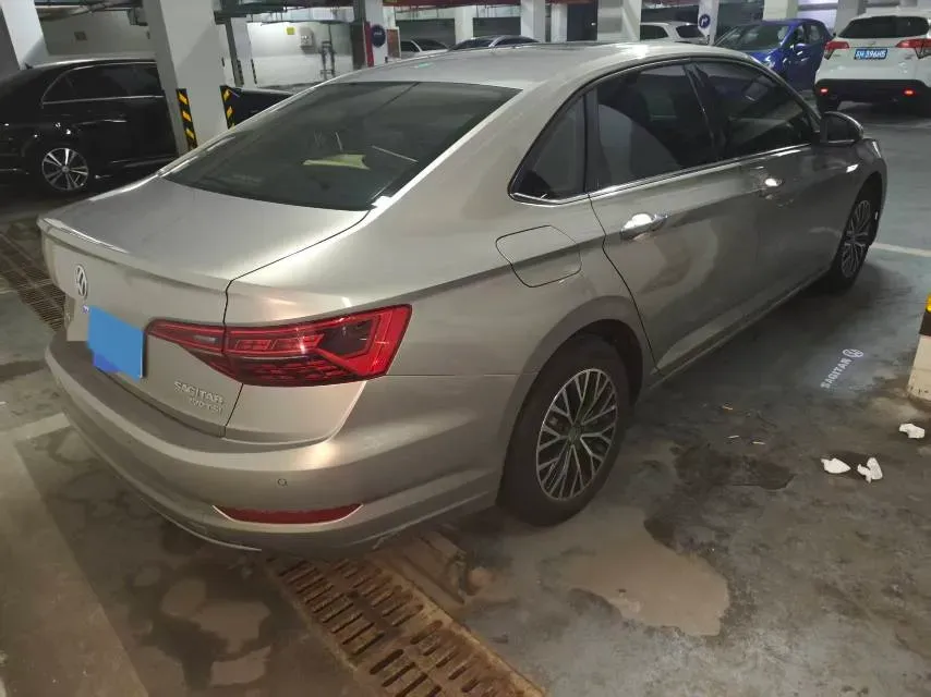 2019 Jeep Renegade 1.3T 173HP L4 7DCT,autocango,china used car exporter,china ev exporter,chinese used car exporter,chinese used ev exporter