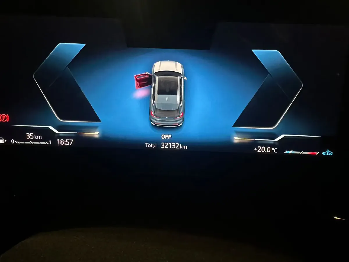 2024 BMW X1 2.0T 204HP L4 7DCT,autocango,china used car exporter,china ev exporter,chinese used car exporter,chinese used ev exporter