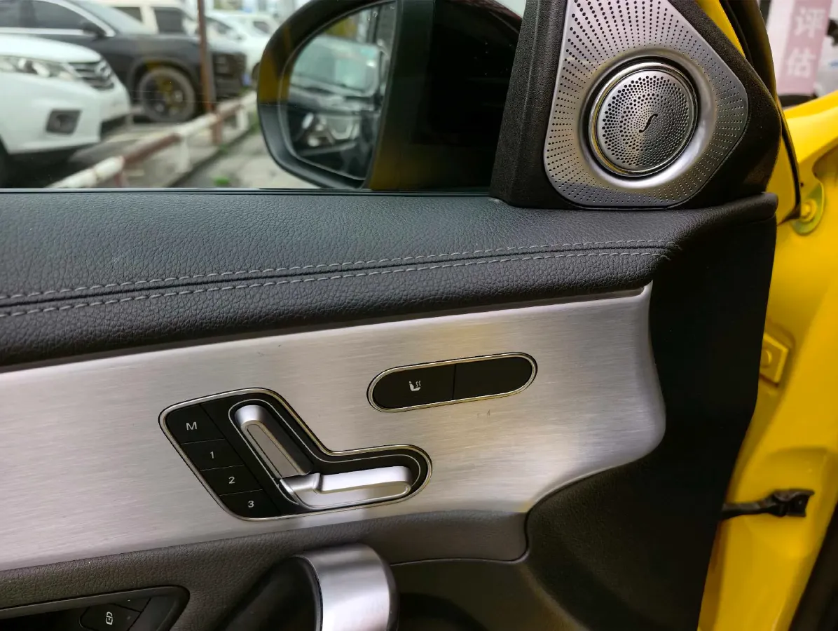 2020 Mercedes-Benz A AMG 2.0T 306HP L4 7DCT,autocango,china used car exporter,china ev exporter,chinese used car exporter,chinese used ev exporter