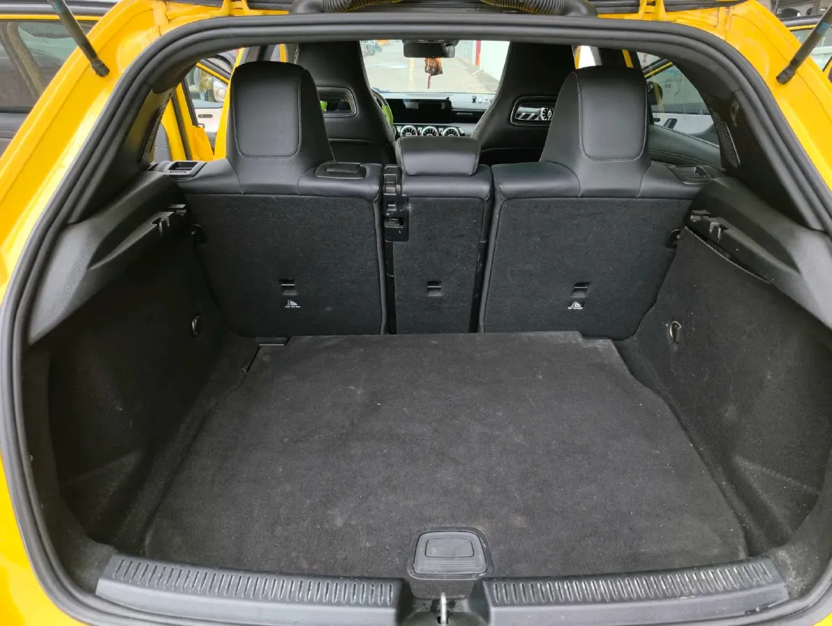 2020 Mercedes-Benz A AMG 2.0T 306HP L4 7DCT,autocango,china used car exporter,china ev exporter,chinese used car exporter,chinese used ev exporter