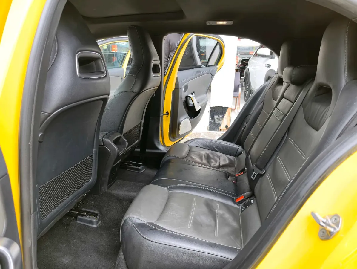 2020 Mercedes-Benz A AMG 2.0T 306HP L4 7DCT,autocango,china used car exporter,china ev exporter,chinese used car exporter,chinese used ev exporter