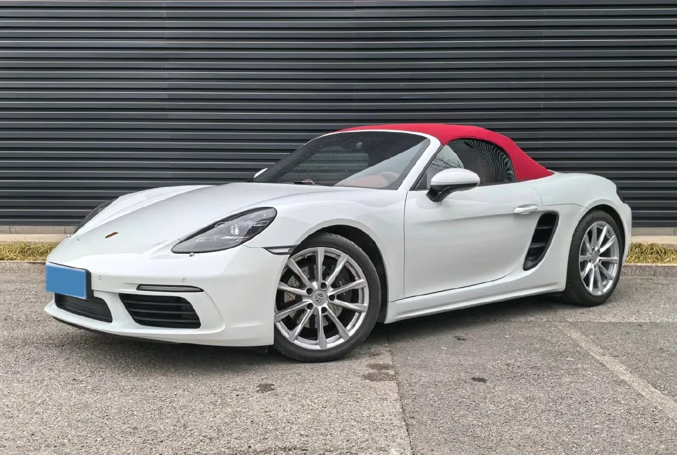 2023 Porsche 718 2.0T 250HP H4 7DCT,autocango,china used car exporter,china ev exporter,chinese used car exporter,chinese used ev exporter