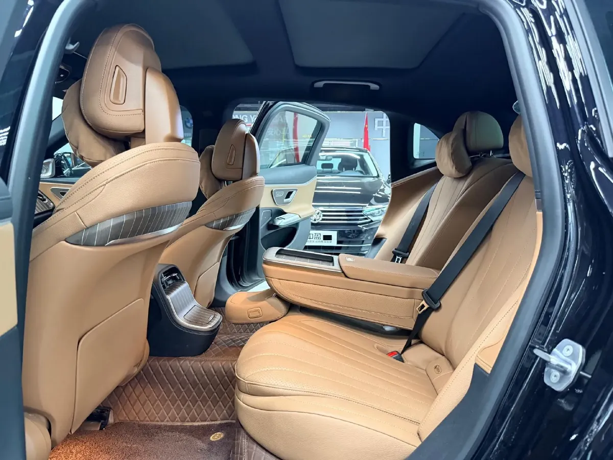 2024 Mercedes-Benz E Class 2.0T 258HP L4 9AT,autocango,china used car exporter,china ev exporter,chinese used car exporter,chinese used ev exporter