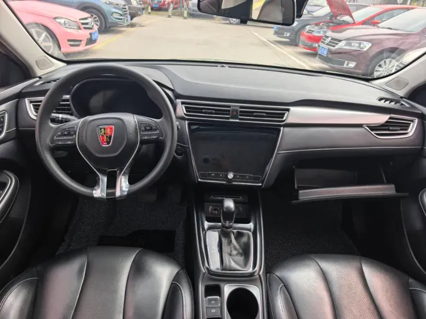 2020 Roewe i5 1.5L 120HP L4 CVT,autocango,china used car exporter,china ev exporter,chinese used car exporter,chinese used ev exporter