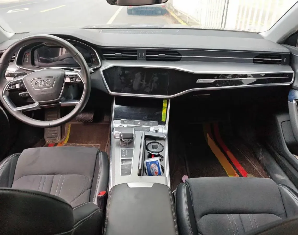 2022 Cadillac XT6 2.0T 237HP L4 9AT,autocango,china used car exporter,china ev exporter,chinese used car exporter,chinese used ev exporter