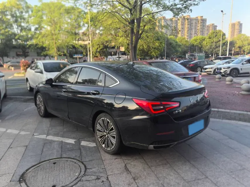 2022 HongQi H5 1.5T 169HP L4 7DCT,autocango,china used car exporter,china ev exporter,chinese used car exporter,chinese used ev exporter