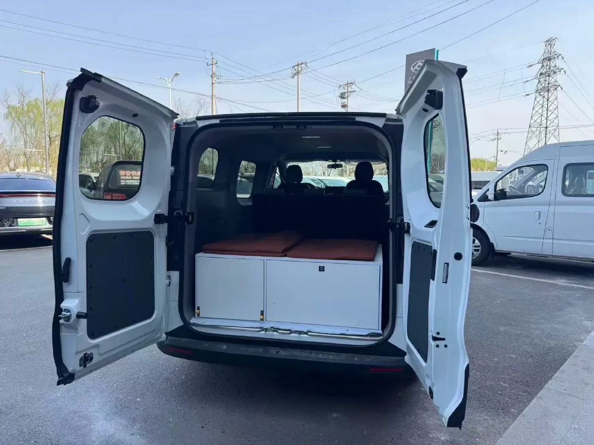 2023 MAXUS XinTu V70 2.0T 125HP L4 6MT,autocango,china used car exporter,china ev exporter,chinese used car exporter,chinese used ev exporter