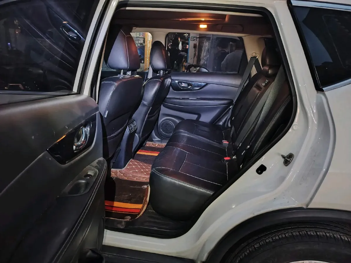 2019 Nissan X-Trail 2.5L 186HP L4 CVT,autocango,china used car exporter,china ev exporter,chinese used car exporter,chinese used ev exporter