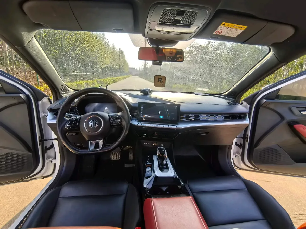 2021 MG 5 1.5T 173HP L4 7DCT,autocango,china used car exporter,china ev exporter,chinese used car exporter,chinese used ev exporter