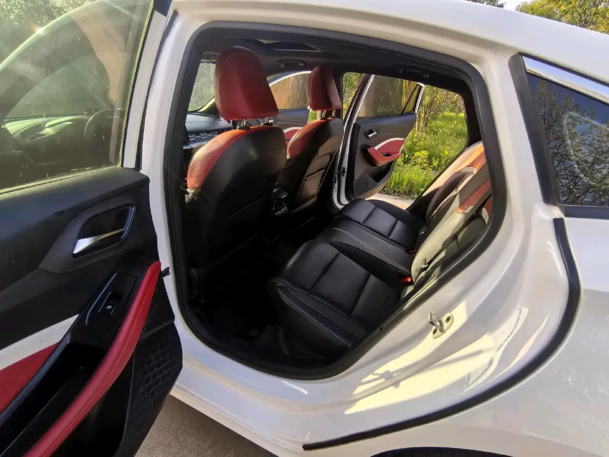 2021 MG 5 1.5T 173HP L4 7DCT,autocango,china used car exporter,china ev exporter,chinese used car exporter,chinese used ev exporter