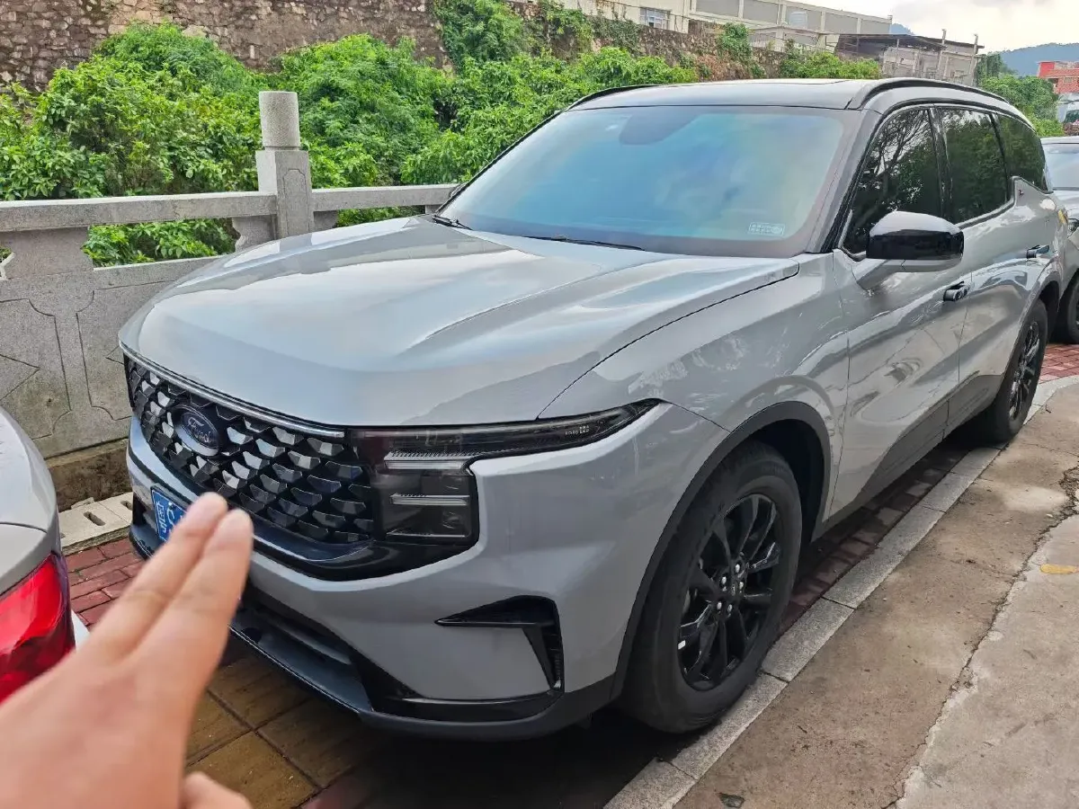 2023 Ford Edge 2.0T 275HP L4 E-CVT Hybrid,autocango,china used car exporter,china ev exporter,chinese used car exporter,chinese used ev exporter