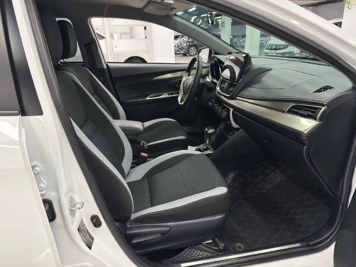 2022 Toyota Yaris L 1.5L 112HP L4 CVT,autocango,china used car exporter,china ev exporter,chinese used car exporter,chinese used ev exporter