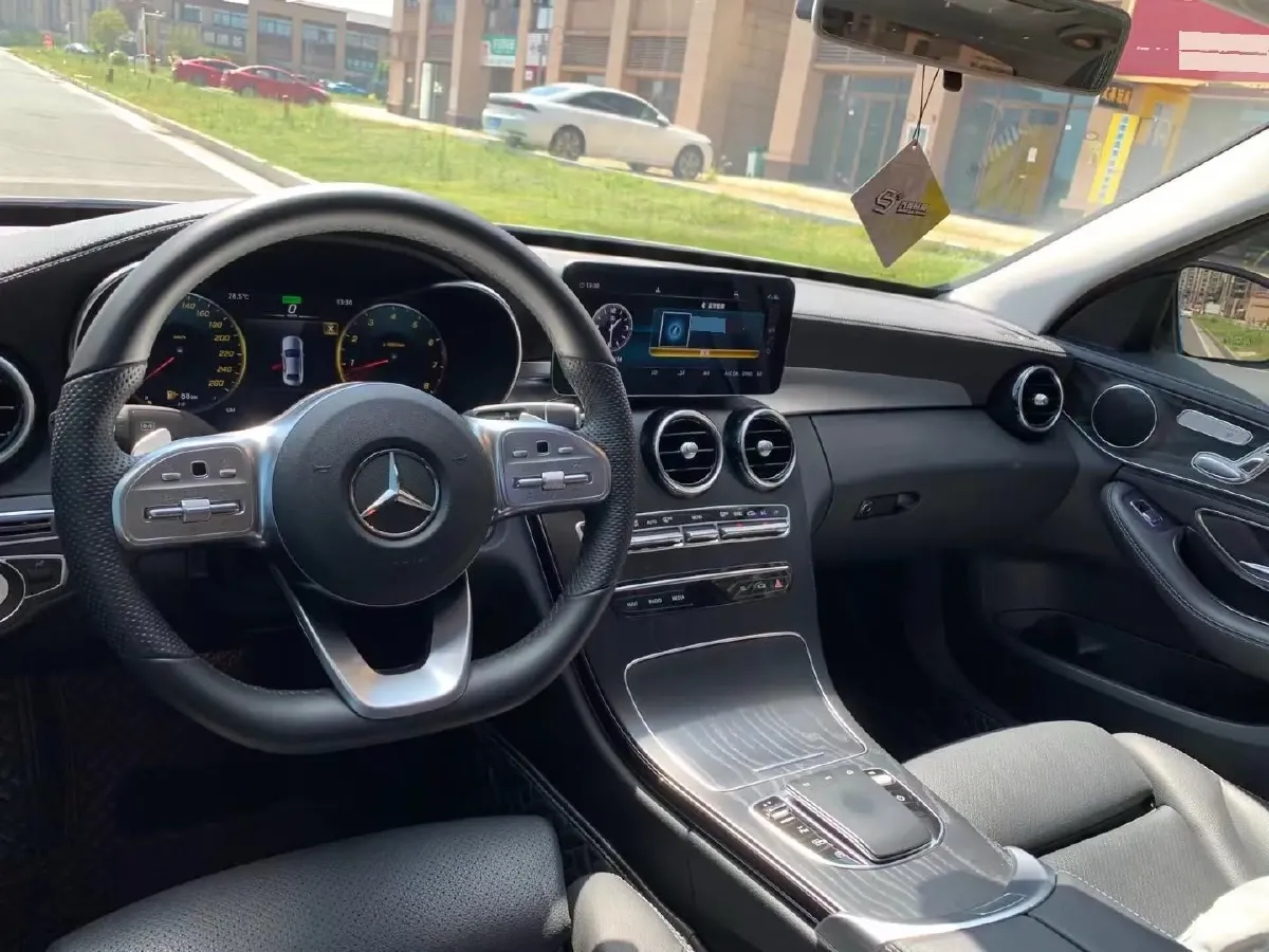 2020 Mercedes-Benz C Class 1.5T 184HP L4 9AT,autocango,china used car exporter,china ev exporter,chinese used car exporter,chinese used ev exporter