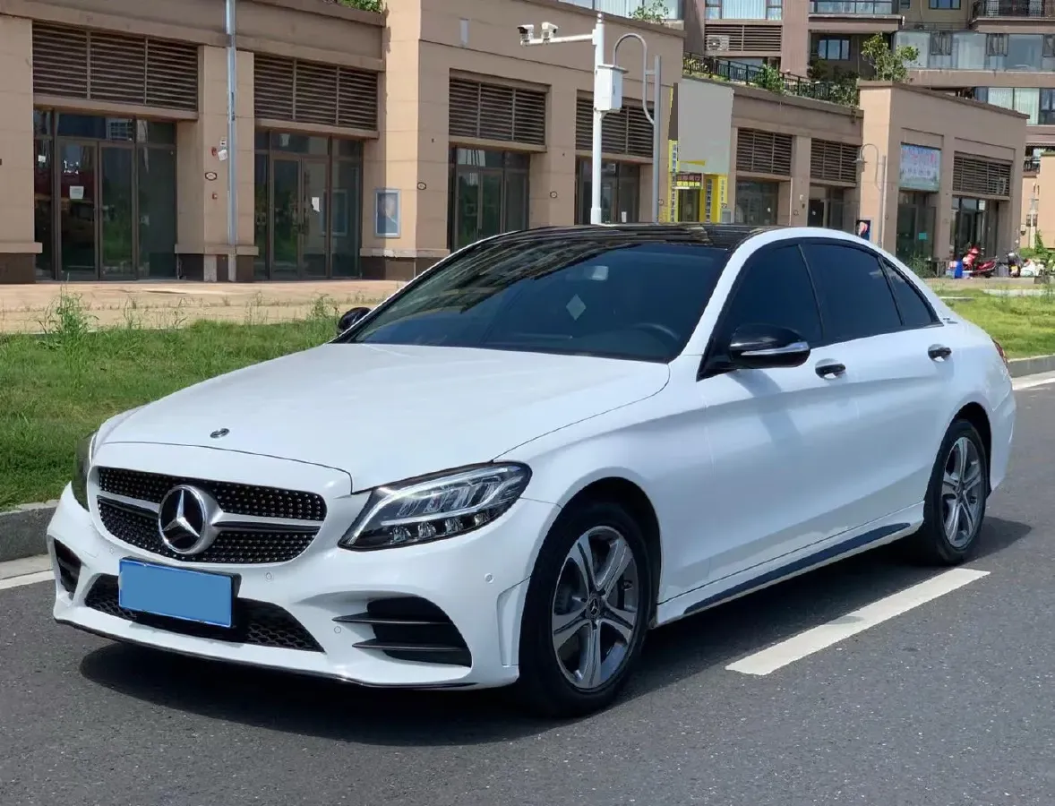 2020 Mercedes-Benz C Class 1.5T 184HP L4 9AT,autocango,china used car exporter,china ev exporter,chinese used car exporter,chinese used ev exporter