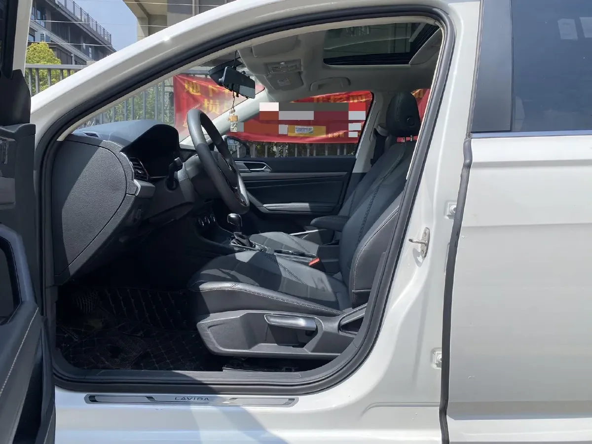 2021 Volkswagen Lavida 1.5L 113HP L4 6AT,autocango,china used car exporter,china ev exporter,chinese used car exporter,chinese used ev exporter