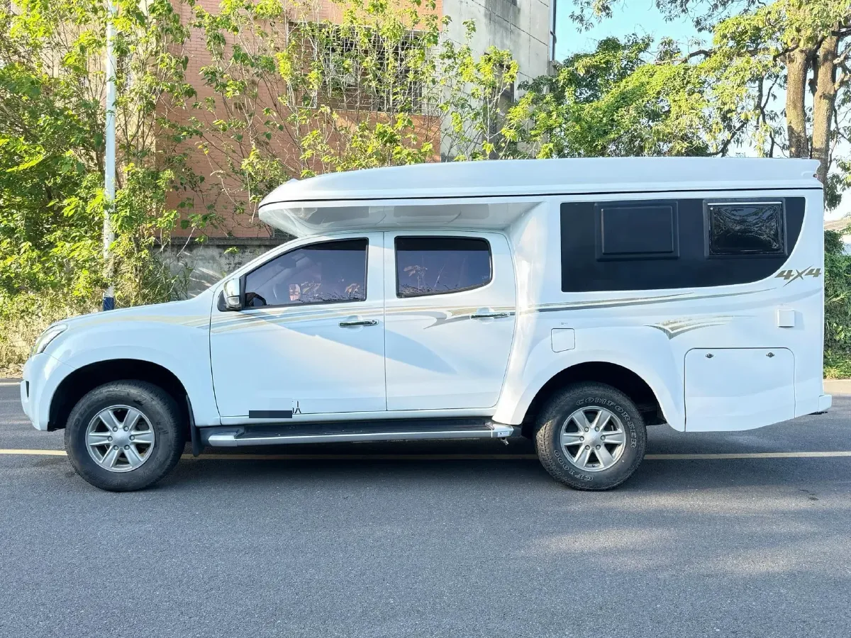 2018 Isuzu D-MAX 3.0T 177HP L4 6AT,autocango,china used car exporter,china ev exporter,chinese used car exporter,chinese used ev exporter