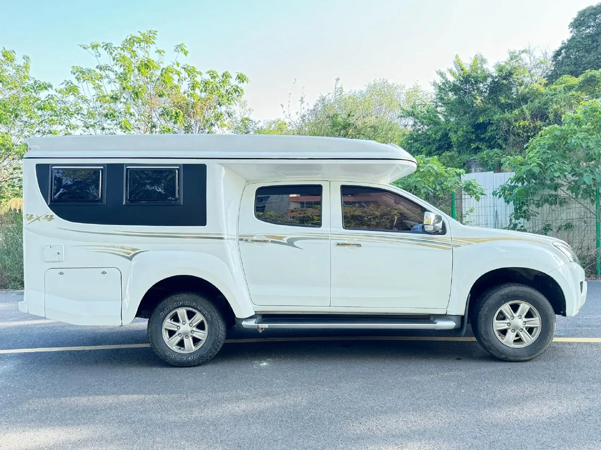 2018 Isuzu D-MAX 3.0T 177HP L4 6AT,autocango,china used car exporter,china ev exporter,chinese used car exporter,chinese used ev exporter