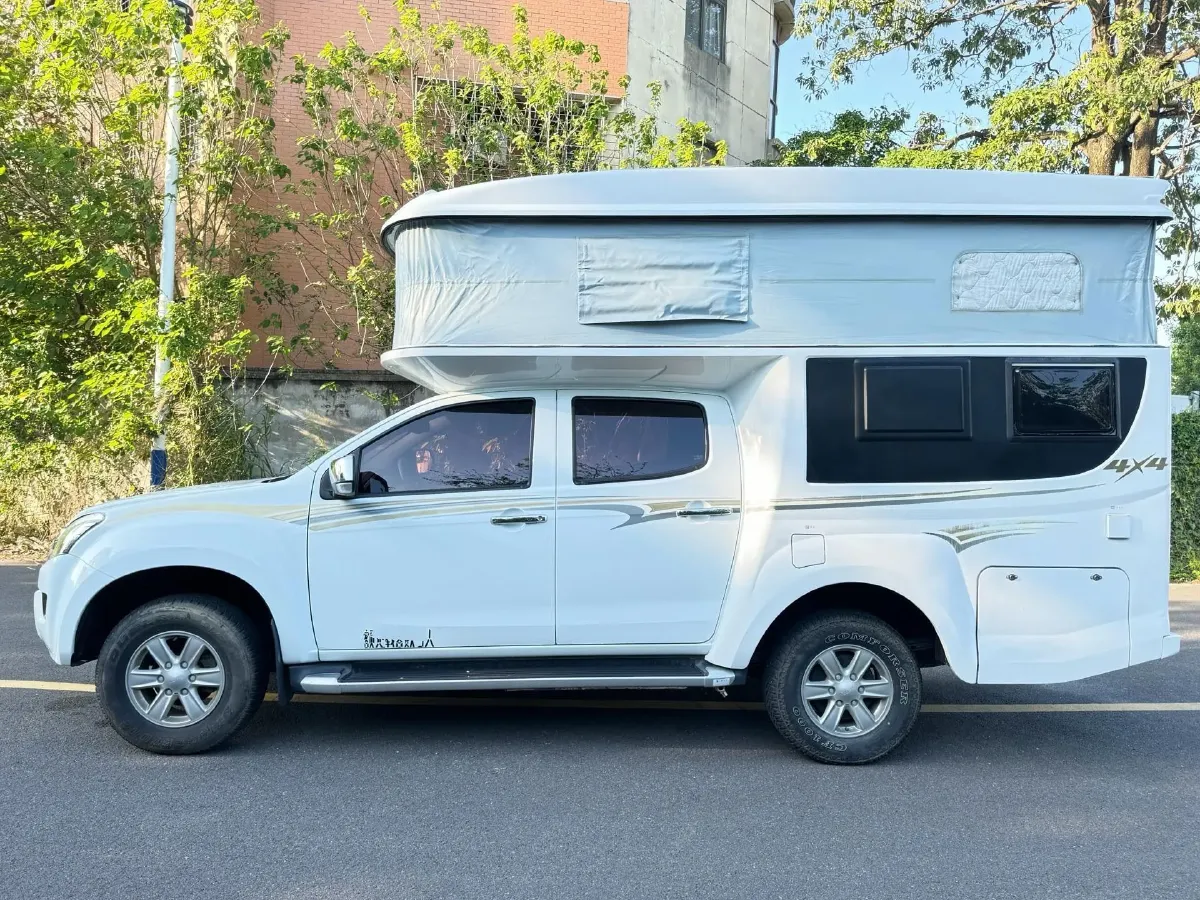 2018 Isuzu D-MAX 3.0T 177HP L4 6AT,autocango,china used car exporter,china ev exporter,chinese used car exporter,chinese used ev exporter