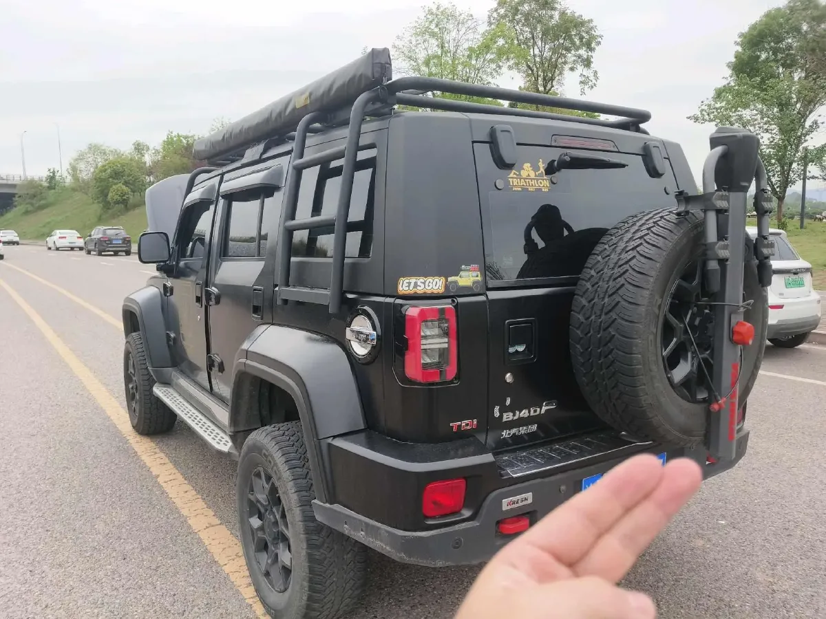 2021 Beijing BJ40 2.0T 163HP L4 8AT,autocango,china used car exporter,china ev exporter,chinese used car exporter,chinese used ev exporter