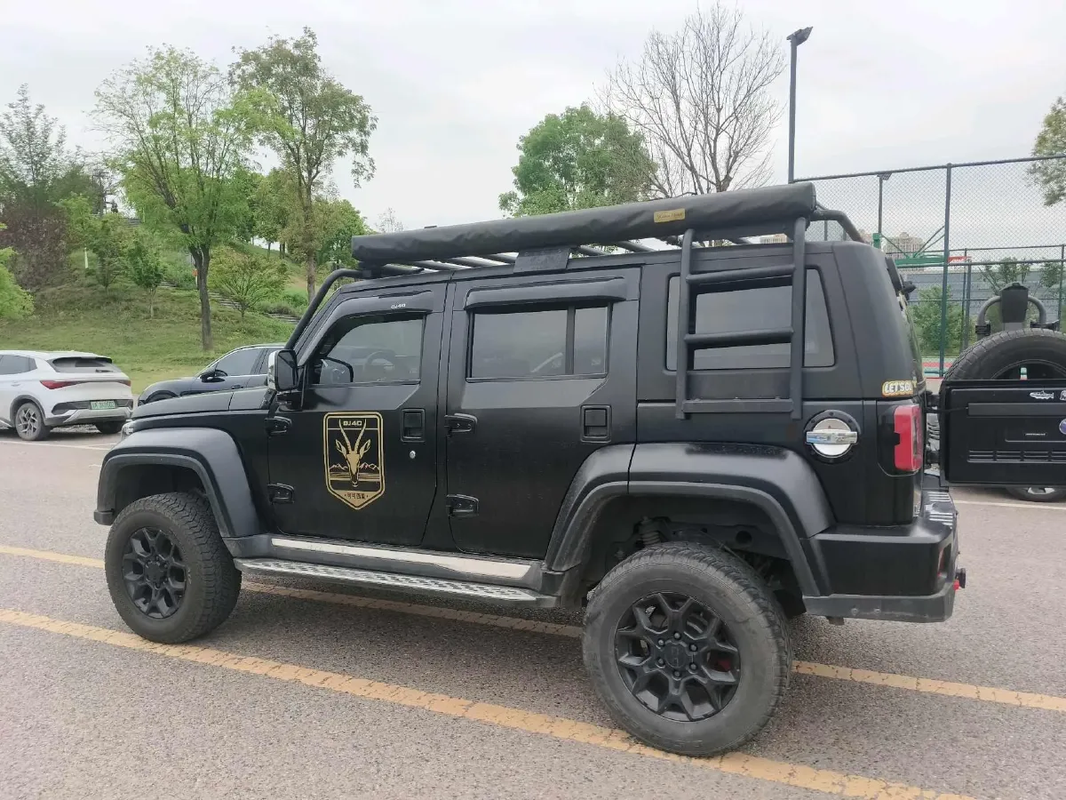 2021 Beijing BJ40 2.0T 163HP L4 8AT,autocango,china used car exporter,china ev exporter,chinese used car exporter,chinese used ev exporter