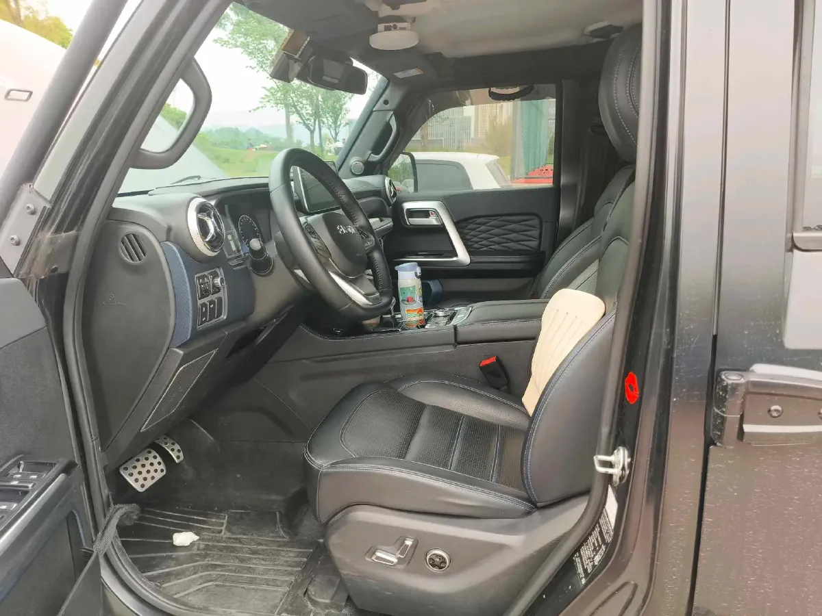 2021 Beijing BJ40 2.0T 163HP L4 8AT,autocango,china used car exporter,china ev exporter,chinese used car exporter,chinese used ev exporter