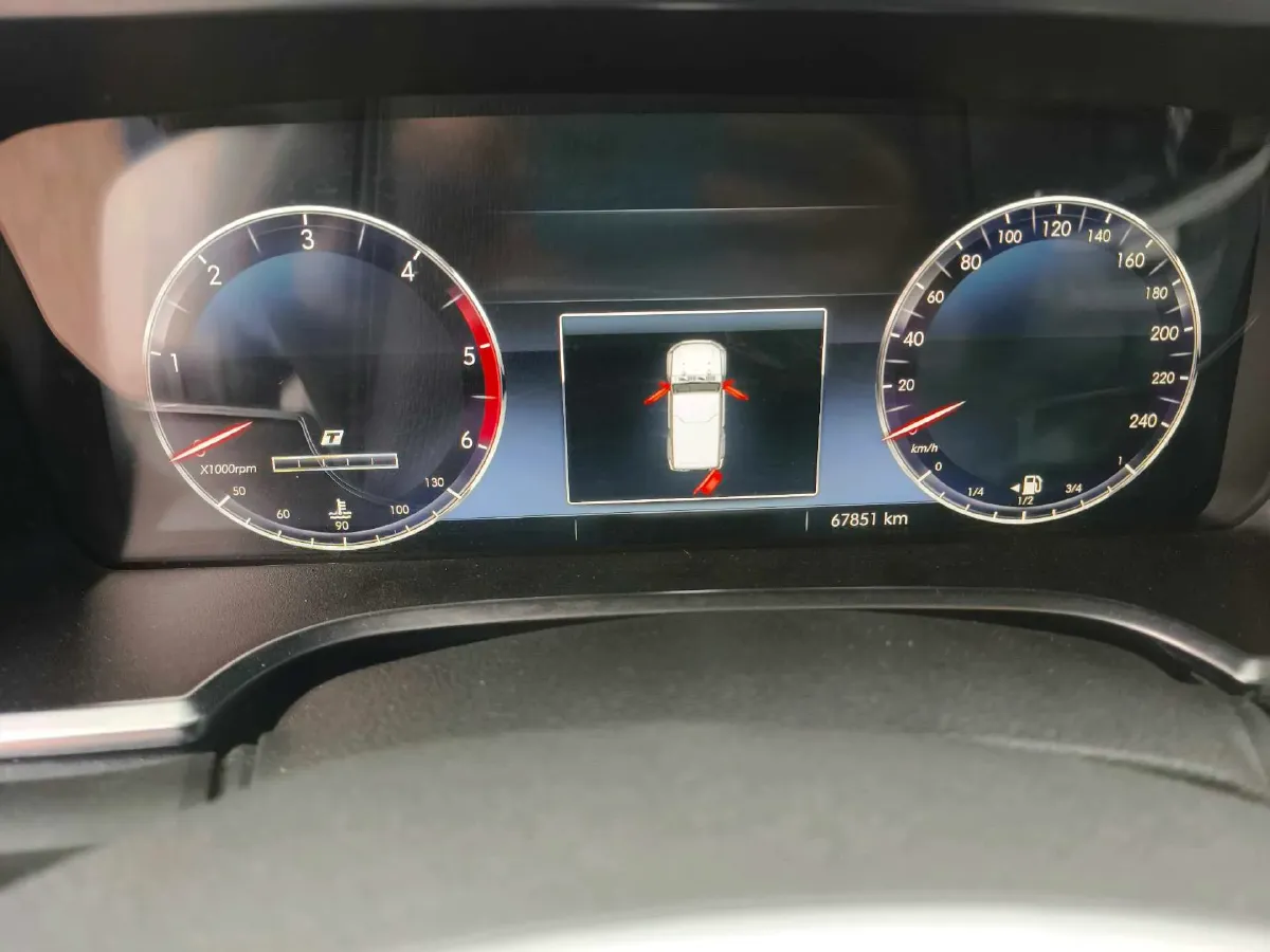 2021 Beijing BJ40 2.0T 163HP L4 8AT,autocango,china used car exporter,china ev exporter,chinese used car exporter,chinese used ev exporter