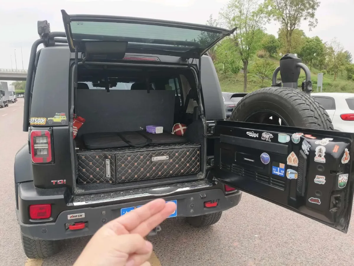 2021 Beijing BJ40 2.0T 163HP L4 8AT,autocango,china used car exporter,china ev exporter,chinese used car exporter,chinese used ev exporter