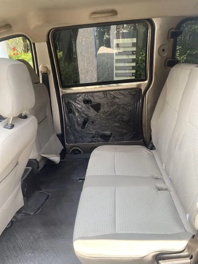 2019 WuLing HongGuang V 1.5L 99HP L4 6MT,autocango,china used car exporter,china ev exporter,chinese used car exporter,chinese used ev exporter