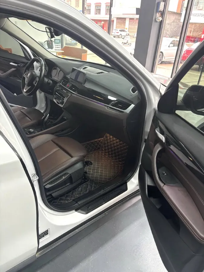 2020 BMW X1 1.5T 140HP L3 7DCT,autocango,china used car exporter,china ev exporter,chinese used car exporter,chinese used ev exporter