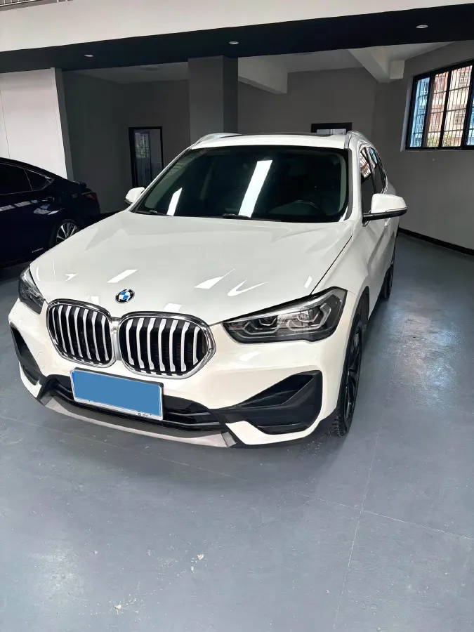 2020 BMW X1 1.5T 140HP L3 7DCT,autocango,china used car exporter,china ev exporter,chinese used car exporter,chinese used ev exporter
