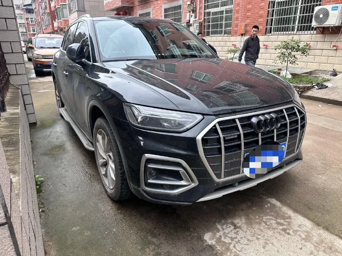 2023 Audi Q5L 2.0T 190HP L4 7DCT,autocango,china used car exporter,china ev exporter,chinese used car exporter,chinese used ev exporter