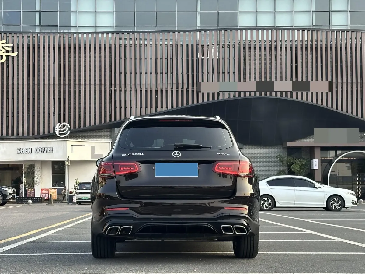 2022 Mercedes-Benz GLC Class 2.0T 258HP L4 9AT,autocango,china used car exporter,china ev exporter,chinese used car exporter,chinese used ev exporter